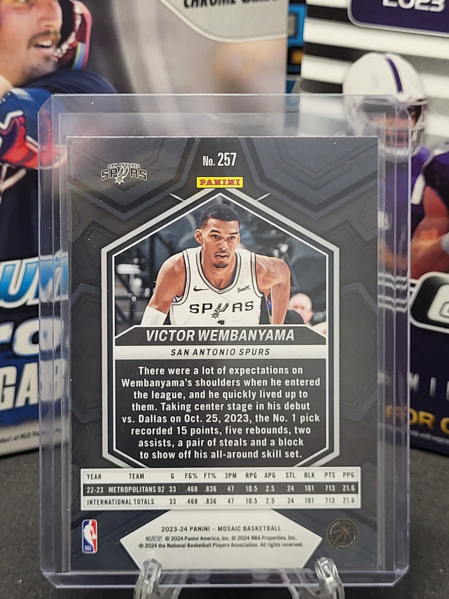 2023-24 Mosaic NBA Debut 257 Victor Wembanyama RC