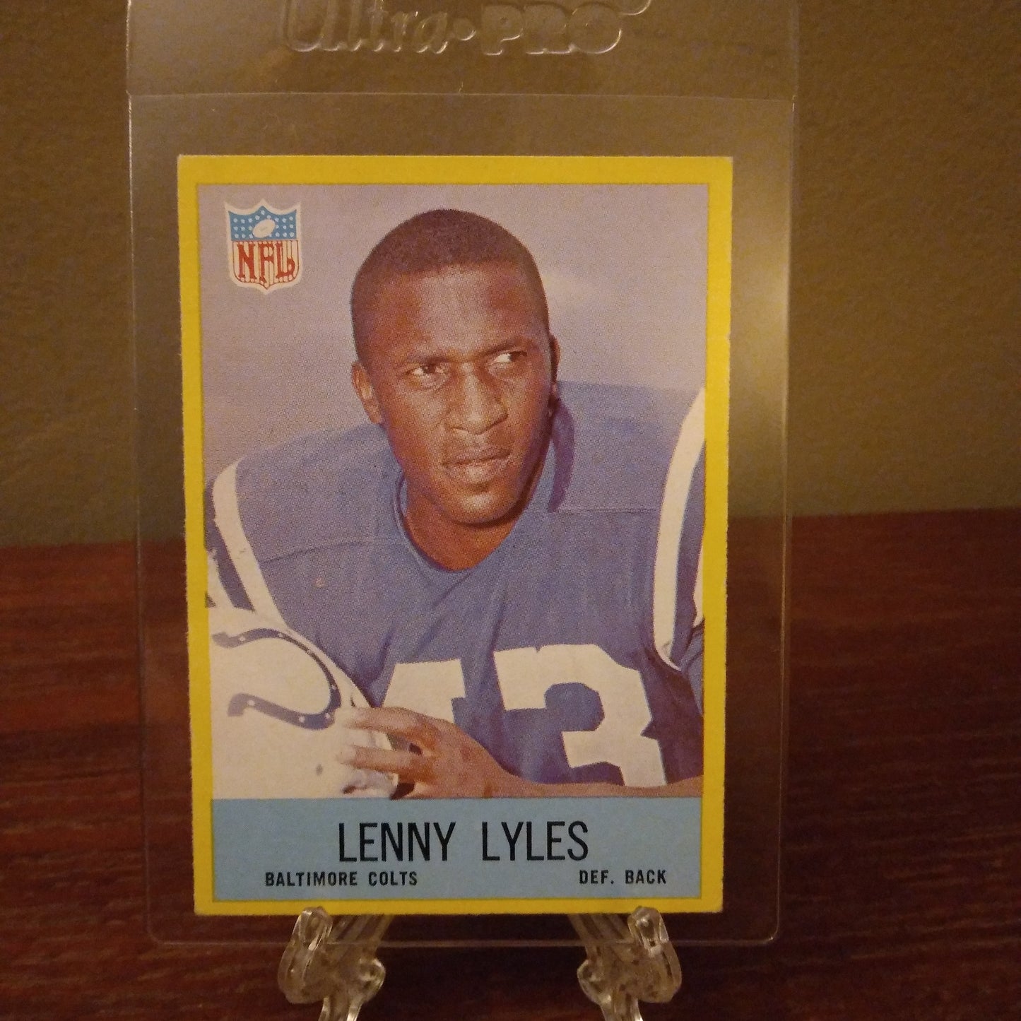 1967 Philadelphia Lenny Lyles #19