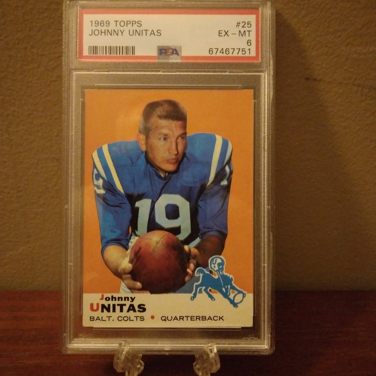 1969 Topps Johnny Unitas #25 PSA Grade EX-MT 6