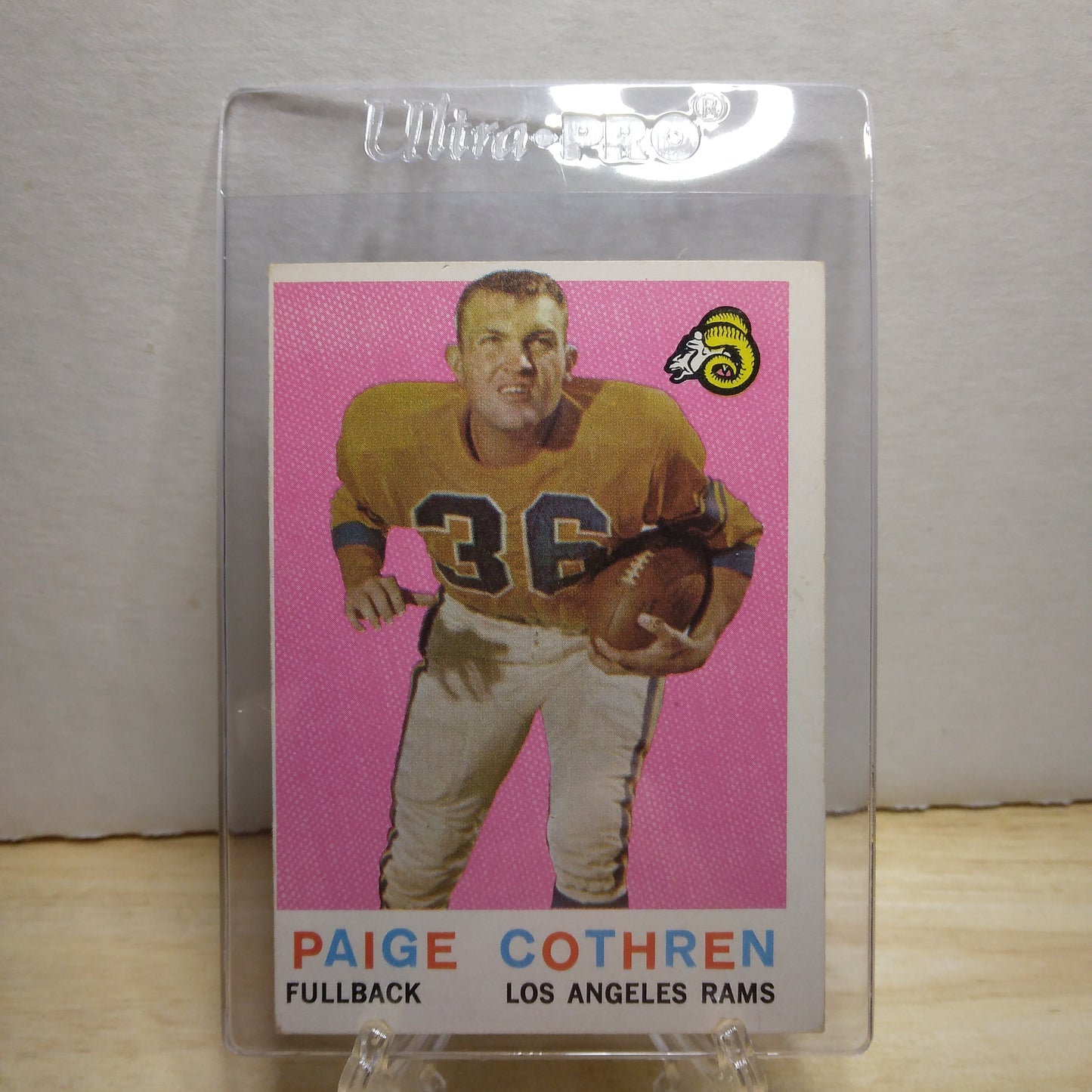 1959 Topps Paige Cothern #28