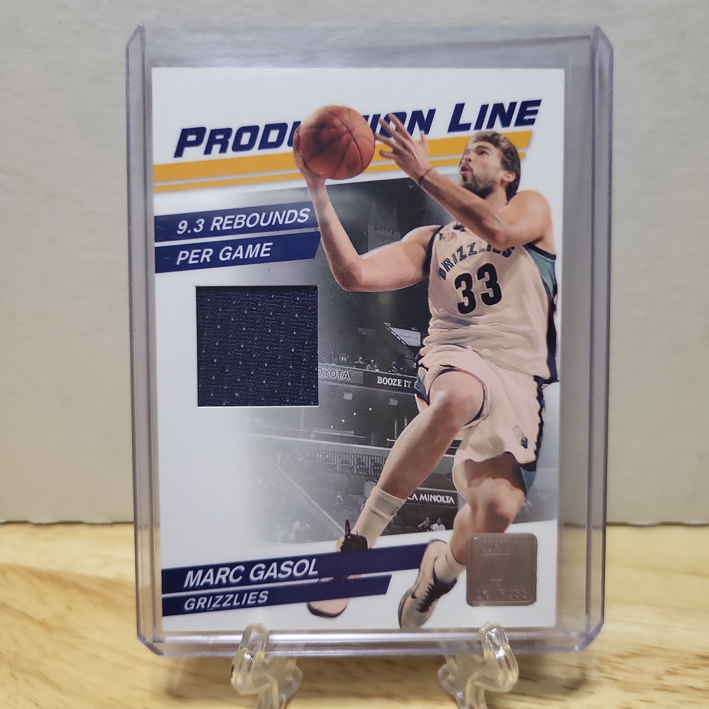 2010-11 Donruss Production Line Marc Gasol Game Worn Swatch #39 273/399