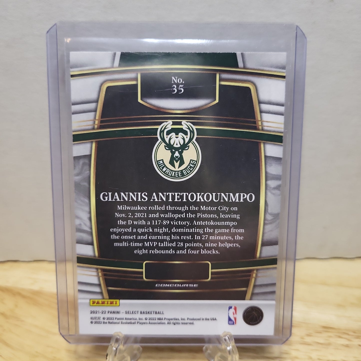 2021-22 Select Concourse Giannis Antetokounmpo #35