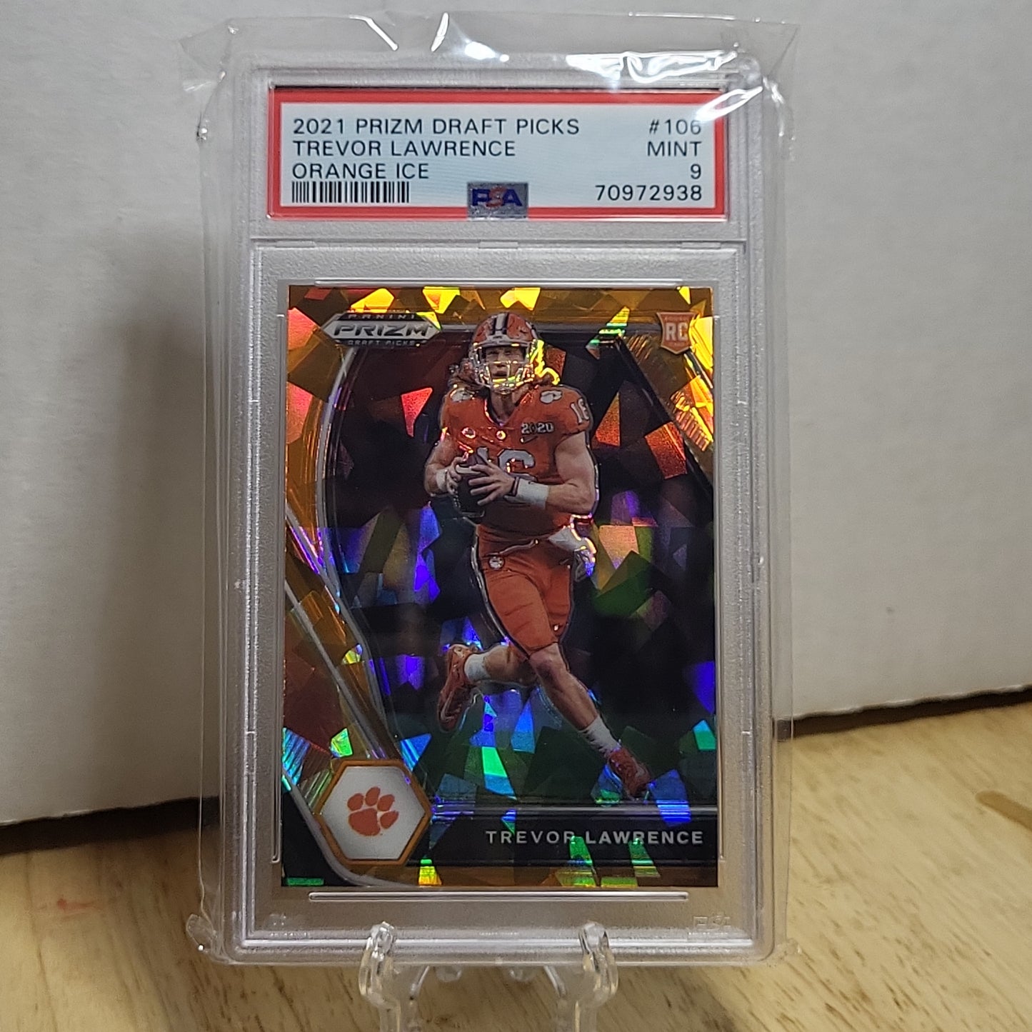 2021 Prizm Draft Picks #106 Trevor Lawrence Orange Ice Prizm PSA Mint 9