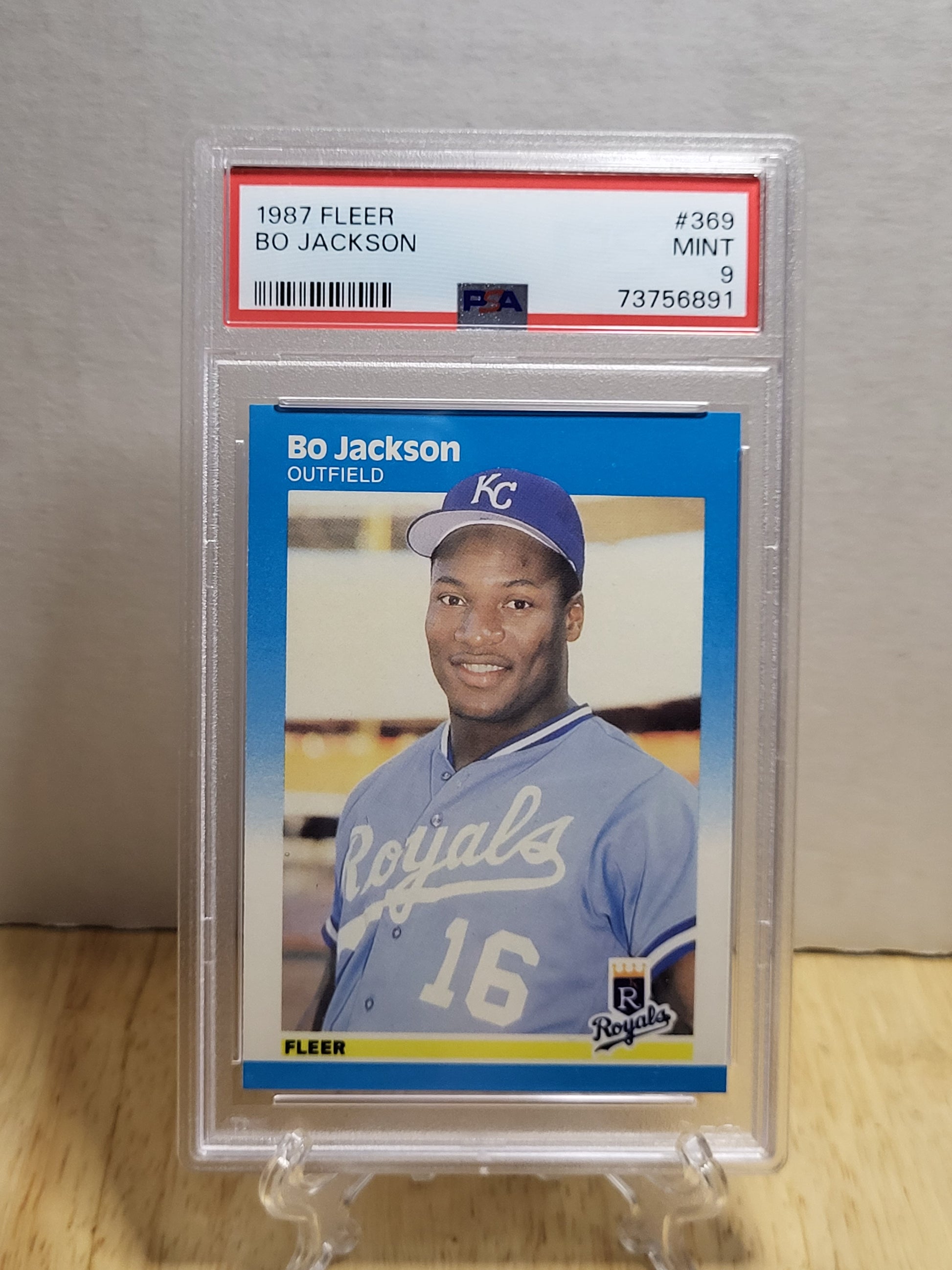 Bo Jackson Baseball Card 1987 Fleer 369 Rookie Card PSA 