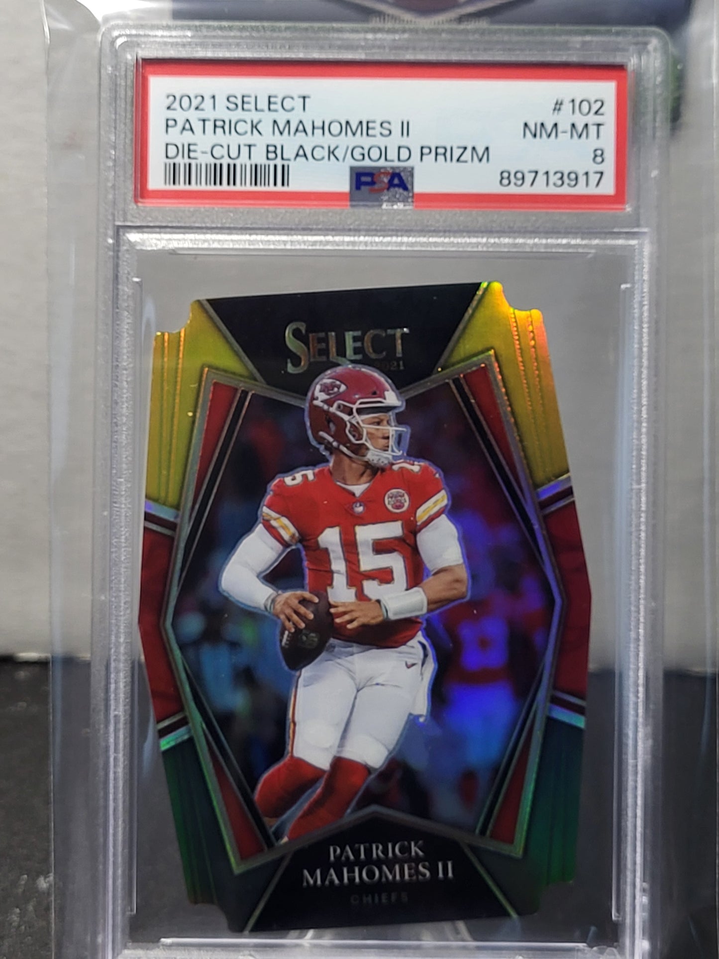 2021 Panini Select Patrick Mahomes 102 Die-Cut Black Gold Prizm PSA 8