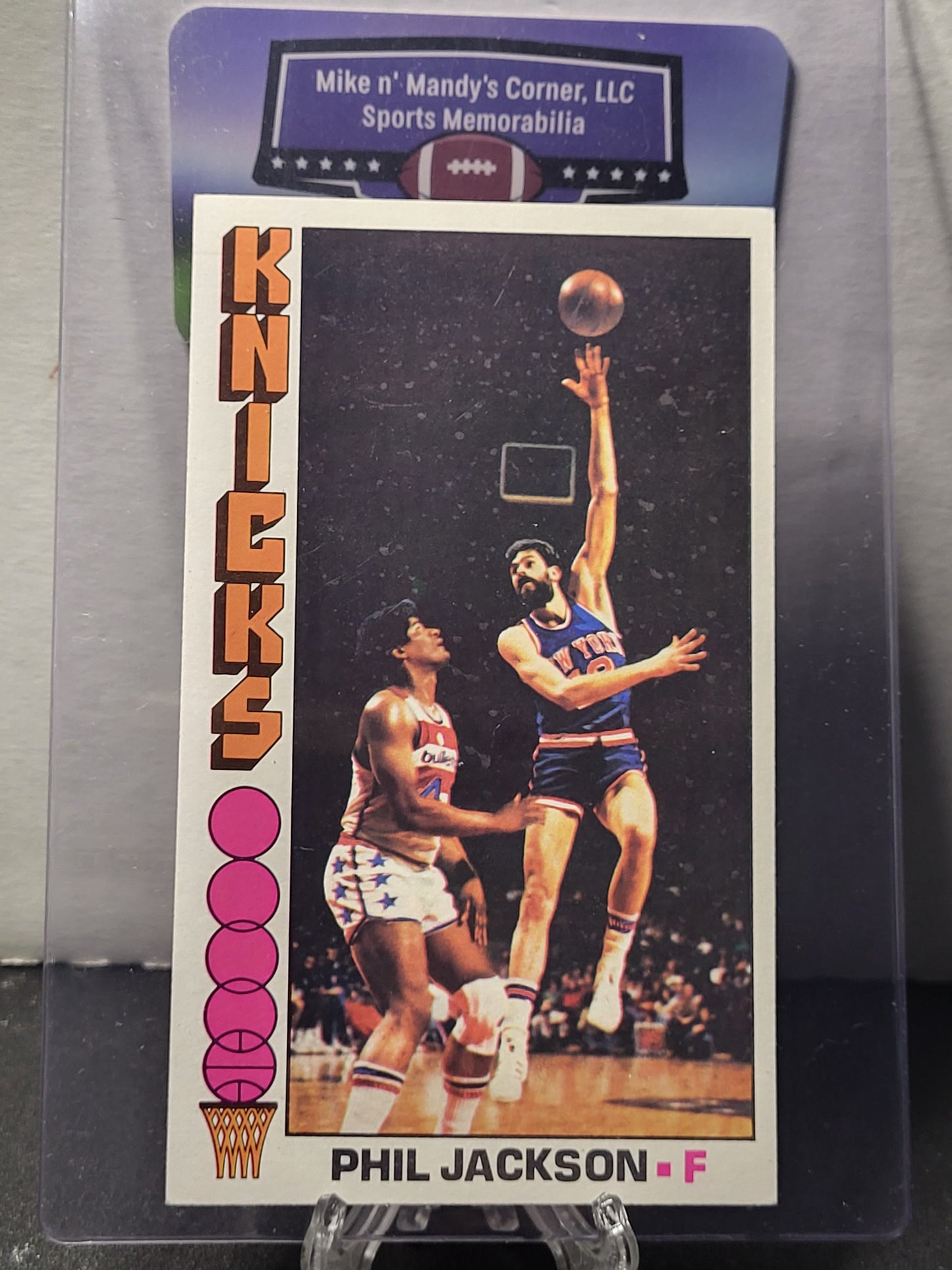 1976 Topps 77 Phil Jackson