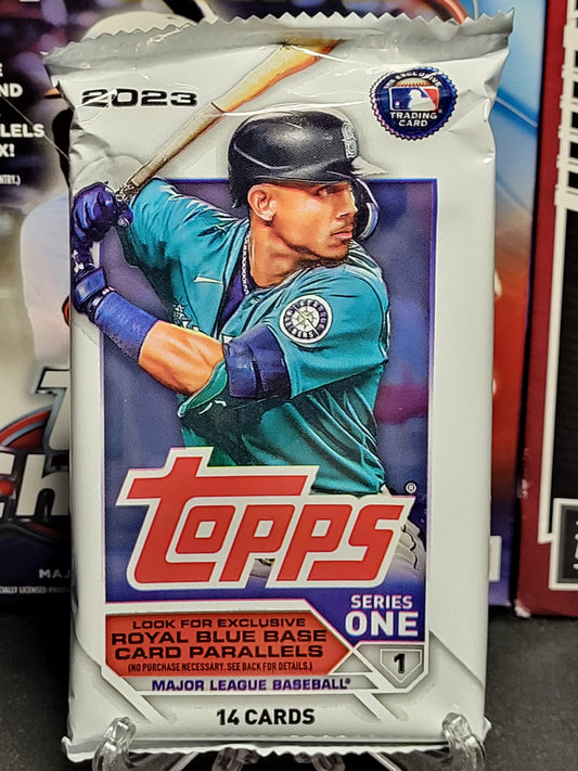 2023 Topps Baseball Series 1 Retail Pack (14 cards)