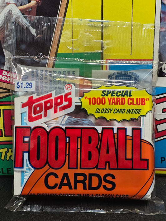 1988 Topps Football Jumbo Cello Pack (40 cards) (Howie Long on top)