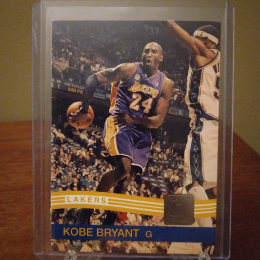 2010-11 Donruss Kobe Bryant #203