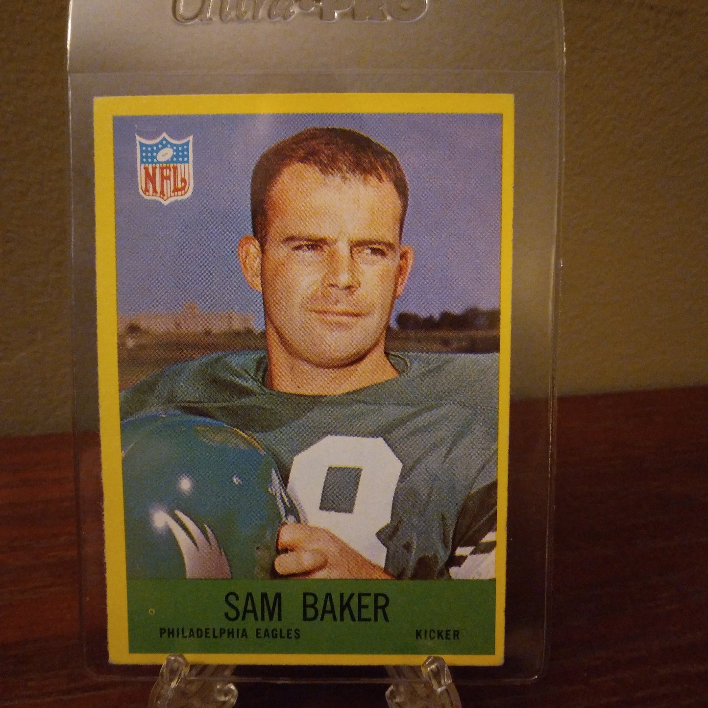 1967 Philadelphia C.G.C. Sam Baker #134