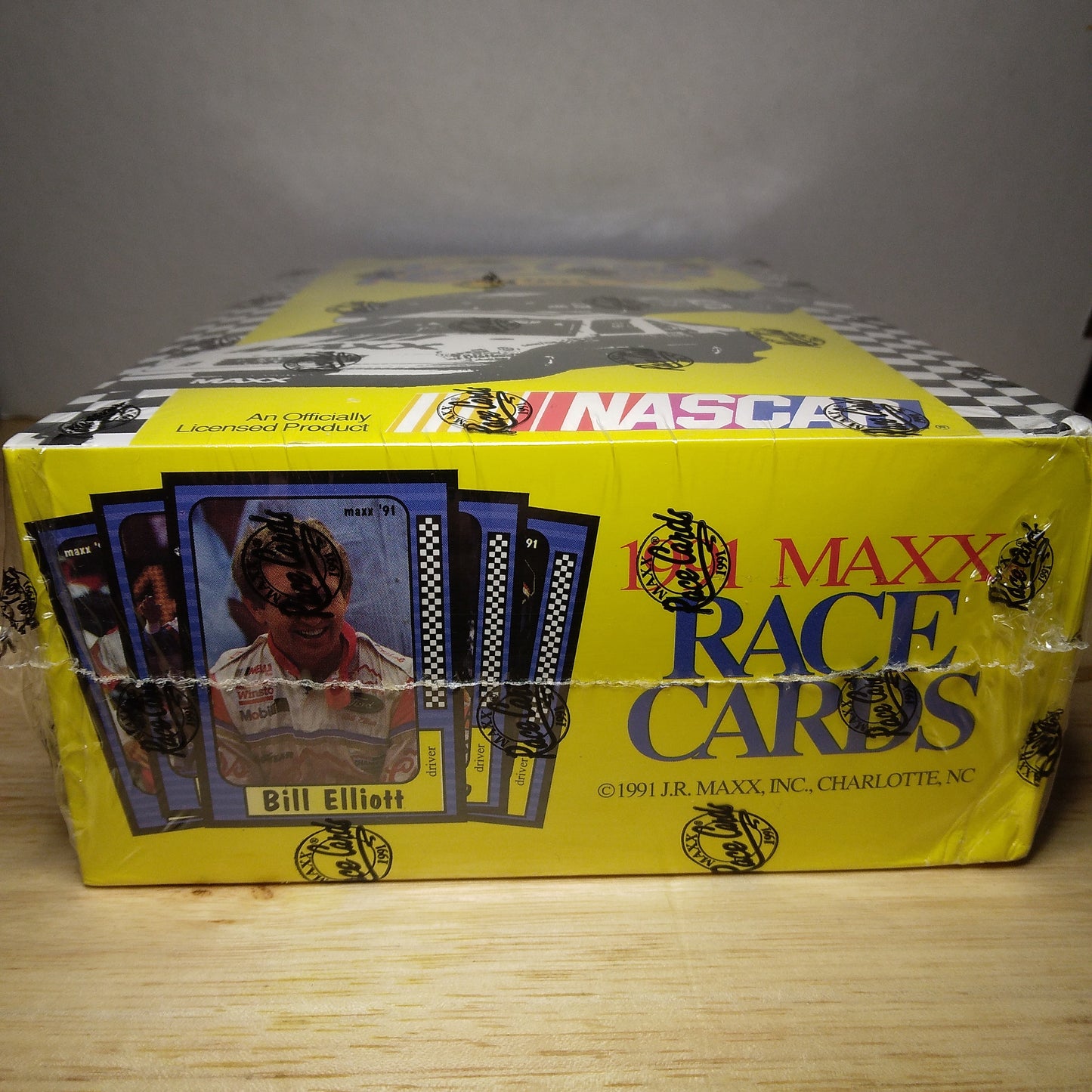 1991 Maxx NASCAR Race Cards Wax Box