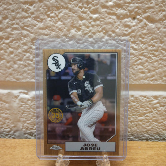 2022 Topps Chrome 35th Anniversary 87' Retro Jose Abreu #87BC-9