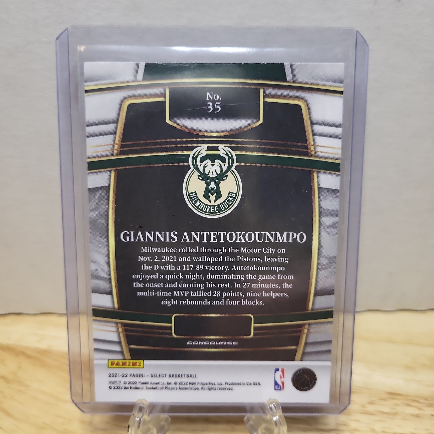 2021-22 Select Concourse Giannis Antetokounmpo #35